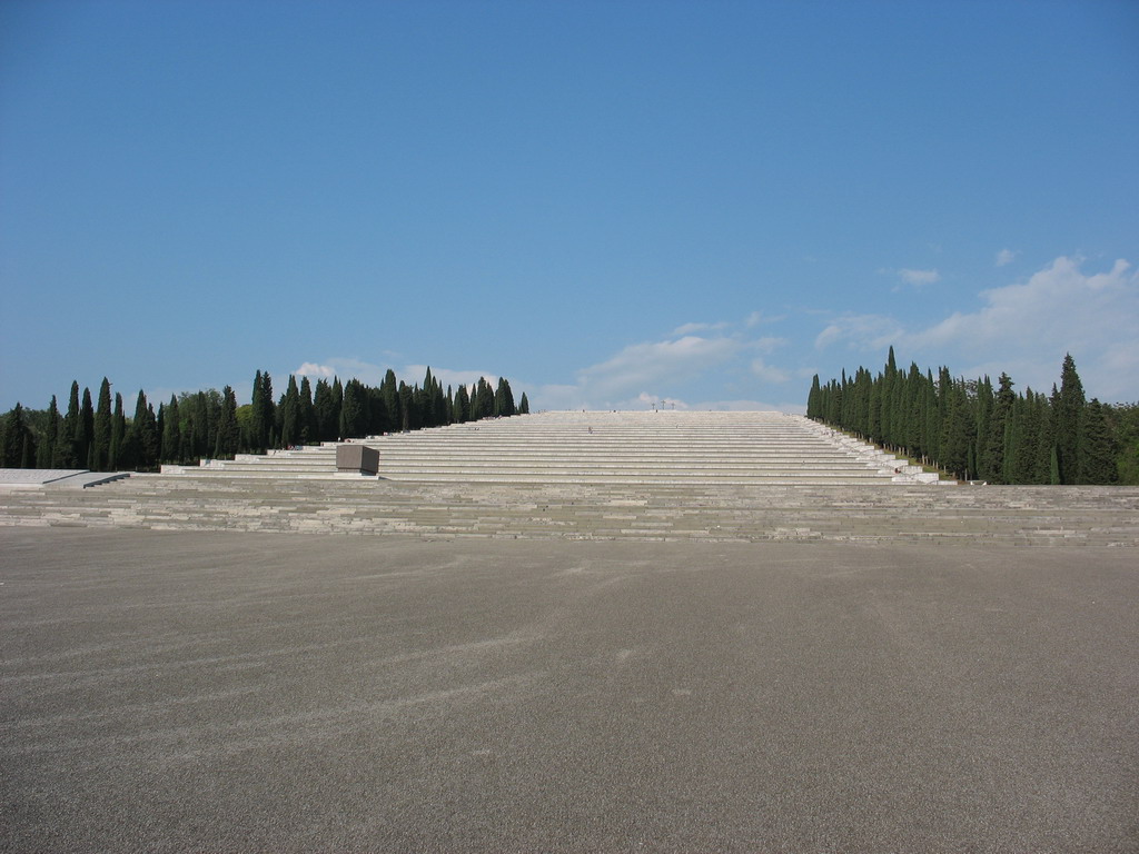 cimitero di re di puglia