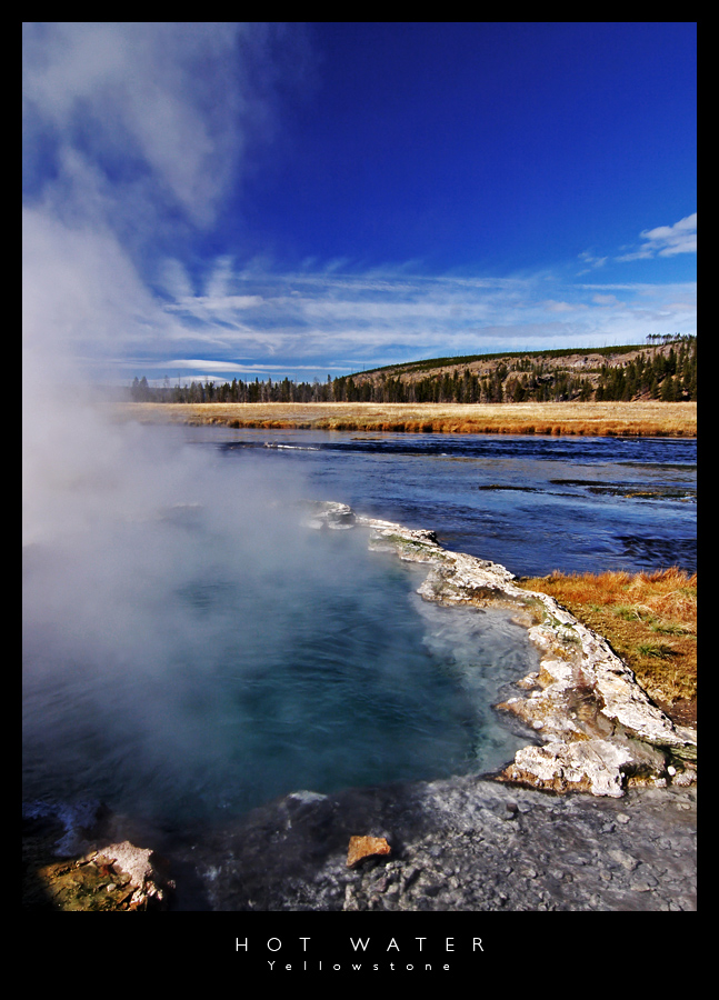 Hot Sparkling Water - Yellowstone