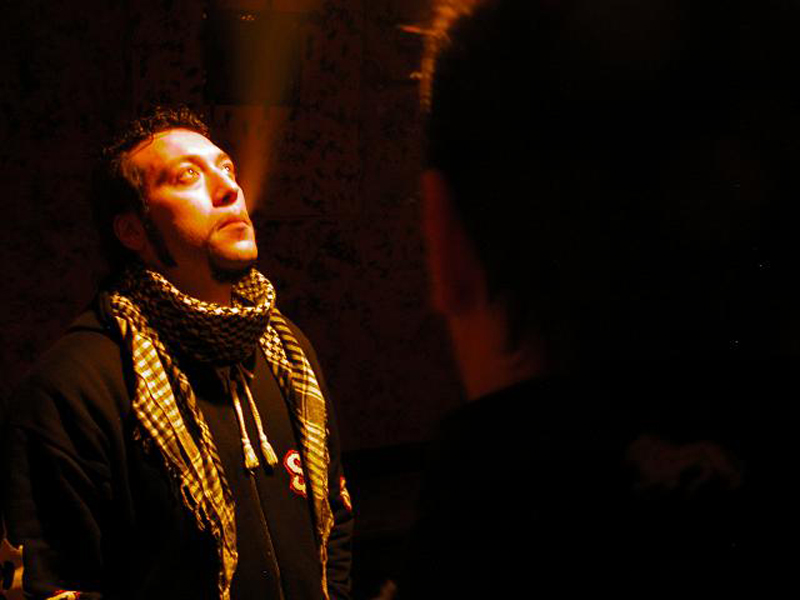 Alzo gli occhi al cielo e penso...