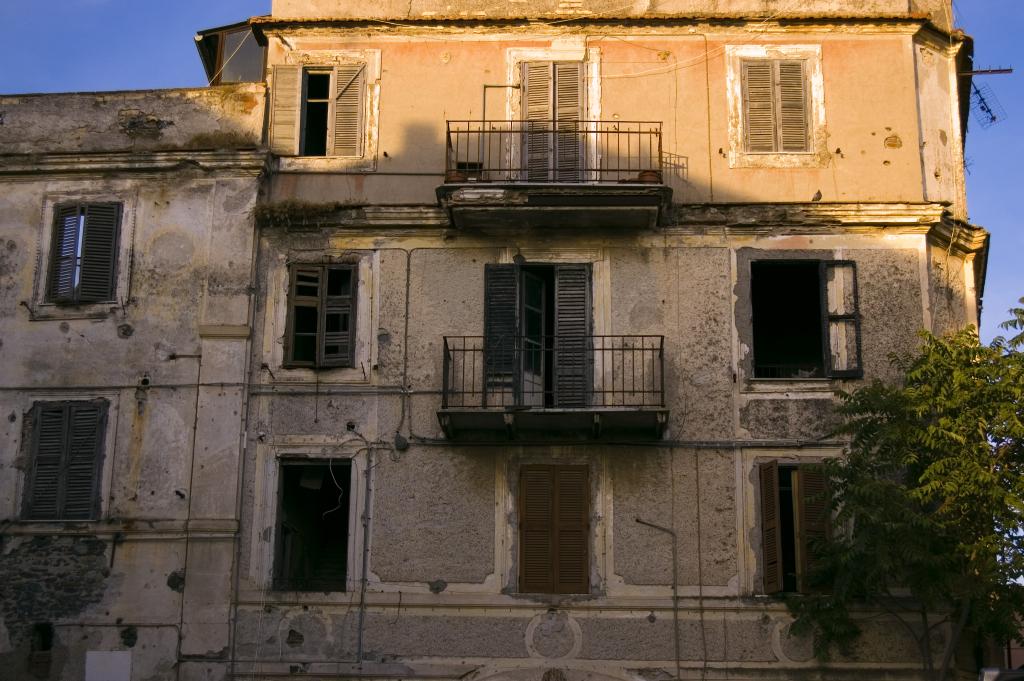 Un vecchio stabile della mia citt�