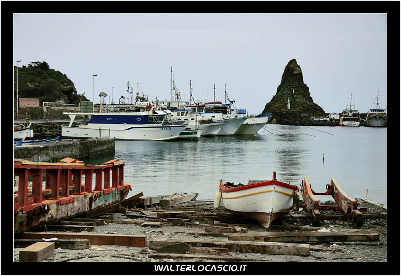 Acitrezza, porticciolo