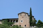 Il castello di Gagliano Aterno (Aq) Il castello di Gagliano Aterno (Aq)