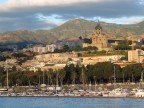 Vista di Messina dal traghetto. Graditi i vostri suggerimenti e le vostre critiche...
Grazie,
Domenico