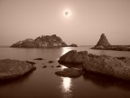 L'isola Lachea e il Faraglione grande L'isola Lachea e il Faraglione grande