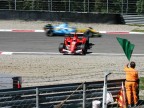 schumi spegne la macchina dopo un testacoda