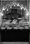 Marocco, venditore di dolci Marocco, venditore di dolci