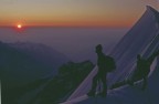 Il levar del sole dalla parete est del Monte Rosa