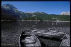 Lago con Barchetta in Post Produzione Lago con Barchetta in Post Produzione