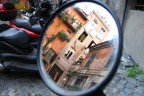 Nello specchietto Nello specchietto