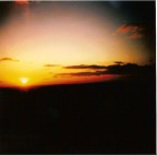 Tramonto a Londra in Cross Processing. Scattato con una HOLGA 120N.