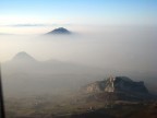 monte nella nebbia monte nella nebbia