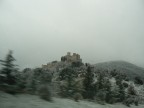 Un castello umbro e la neve. Come mille anni fa.