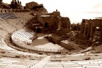 Larga veduta Teatro Greco - Taormina- Larga veduta Teatro Greco - Taormina-