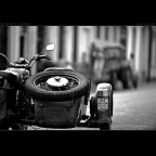 La lluvia y el sidecar