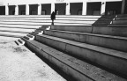 Sempre gradite crtiche e commenti. :)
Scansione negativo Agfa APX-100 in D-23

p.s. per i pi� attenti: si, ho fatto (e postato) pi� o meno la stessa foto con una Holga. Questa invece � scattata con una Nikon EM.