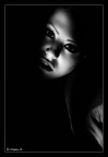 ...inseguendo il suo sguardo nel buio. ...inseguendo il suo sguardo nel buio.