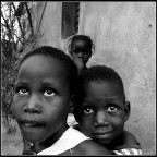 arriva l'uomo bianco