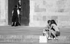 ...donne all'attacco... ...donne all'attacco...