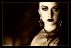 THE MISTERY WOMAN THE MISTERY WOMAN