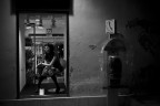 vetrina e cabina telefonica vetrina e cabina telefonica