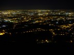 Citt� di Caserta vista dall'alto di notte.