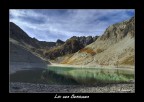 Piccolo lago naturale a 2504 metri nella valle Clar�e (Hautes Alpes) Francia