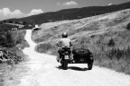 Percorrendo sentieri di montagna Percorrendo sentieri di montagna