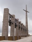 Campane e croce. Campane e croce.