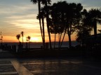 tramonto su piazzetta del lago tramonto su piazzetta del lago