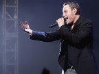 tiziano ferro in concerto a pescara........ tiziano ferro in concerto a pescara........