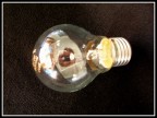 Autoritratto nella lampadina Autoritratto nella lampadina