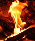 Il fuoco assume varie forme...forse non dir� niente questa foto, ma a me piaceva!!! Critiche e commenti sempre accetti.
