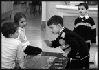 " Lascia stare le mie carte capito? " " Lascia stare le mie carte capito? "