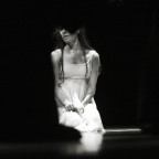 Piangendo star con l'anima smarrita