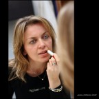 Una versione a colori di Lipstick Lies, postata in precedenza con un viraggio seppia.

Critiche e suggerimenti sempre graditi