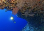 Maldive - da dentro la grotta Maldive - da dentro la grotta