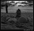Stone-balancing, mare, gabbiani e mia moglie