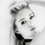 tentativo di high key.

consigli e suggerimenti sono ben graditi
grazie!
dorotea