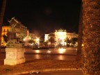 il teatro politeama visto dal tempietto della musica di piazza castelnuovo