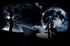 All'ombra della luna... All'ombra della luna...