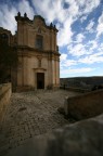 La chiesa La chiesa