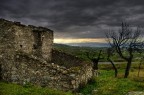 HDR ottenuto con tre scatti ad esposizioni differenti TV 1/25 1/50 1/8 - Av f/10 - iso 100 - 18 mm - canon 400D 
...a mano libera.