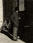 Era il giorno a cadere lungo la tua persona, come cade la lu Era il giorno a cadere lungo la tua persona, come cade la lu