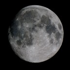 Uno scatto alla luna per testare il mio  Mto 500mm f=6,3 + duplicatore , 1/50 sec. ; 
Foto scattata con macchina sul cavalletto , autoscatto , blocco specchio e ritardo di 10 sec.
Ciononostante non mi sembra ancora ok...
Grazie a tutti coloro che vorranno darmi una opinione....
