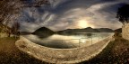 Sul lago, al tramonto. Sul lago, al tramonto.