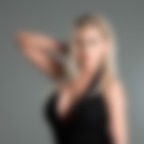 Foto in studio con luce continua. Post Lightroom + photoshop
nikon d300 16/85