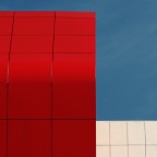 //