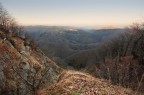 La foto � stata scattata venerd� nei pressi di Poggio Scali, Appennino tosco-emiliano.
Per chi � interessato [b][url=http://dietrolafotopuliti.blogspot.com/]qui potete leggere il racconto[/url][/b] di questo pomeriggio emozionante. 
Per quanto riguarda lo scatto, si tratta di una doppia esposizione unita con layer mask in Photoshop, eseguita con:
Nikon D90 - Sigma 10-20 - treppiede.
Ogni commento, critica, suggerimento � davvero ben accetto.