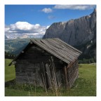 Baita sul Passo Gardena.
scatto con compatta...