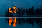 Lago Toblino 2 (dettaglio castello) Lago Toblino 2 (dettaglio castello)